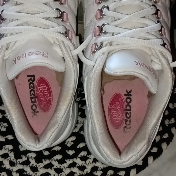 Clean! Ready To Wear Reebok Women's Leather Sneaker Shoes Size 8 - Picture 7 of 9